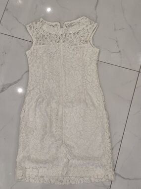 Studio One White Lace Sheath Mini Dress W/faux Pearls